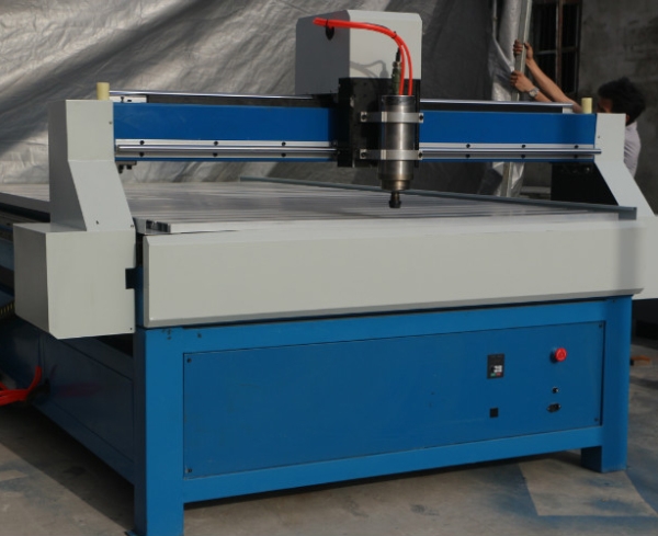 【合肥雕刻機】如何控制鋁材雕刻機的變頻? 【合肥雕刻機】如何控制鋁材雕刻機的變頻?